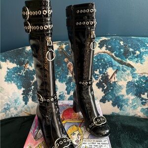 Black Combat Moto Boots with Stiletto Heel and Zipper